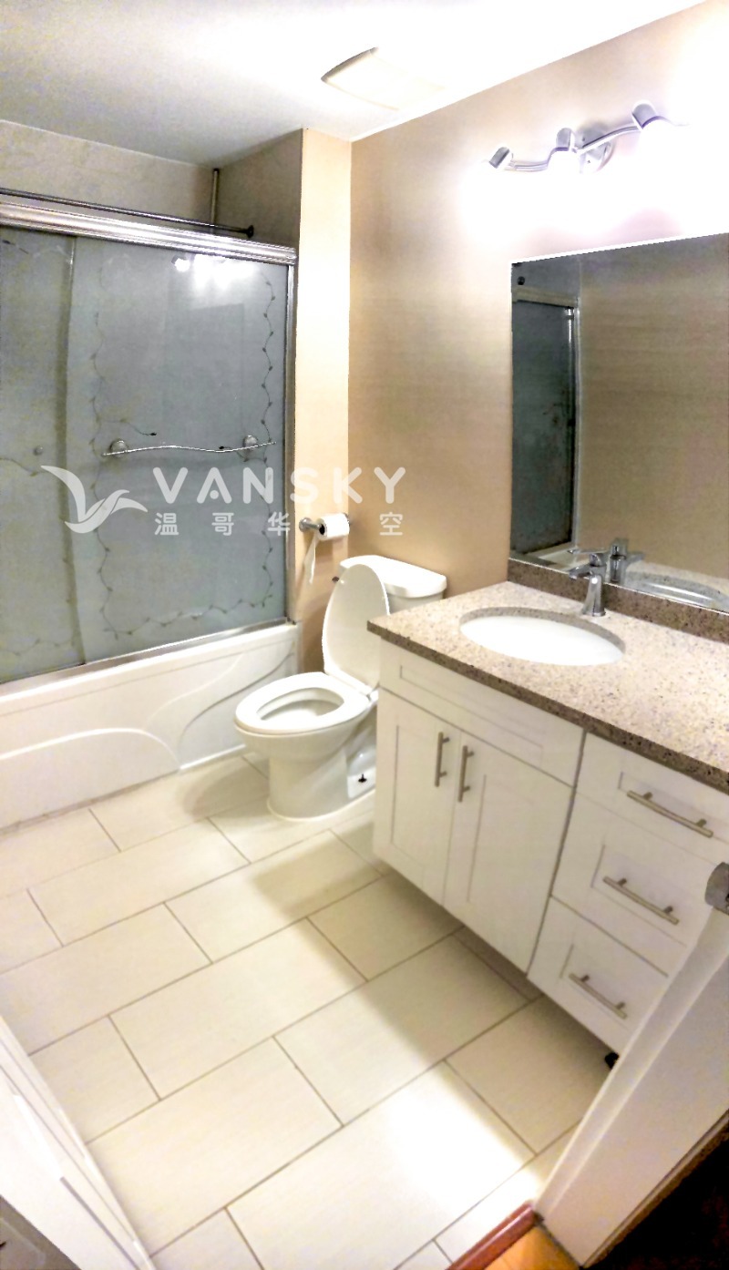230102125857_full bathroom.JPG